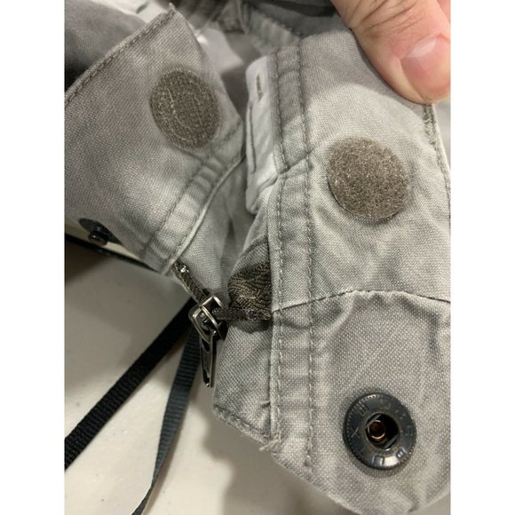 [SOLD] Mountain Hardwear Cargo Shorts Mens Size 30 Hiking Outdoors Trail Gray - Picture 7 of 7